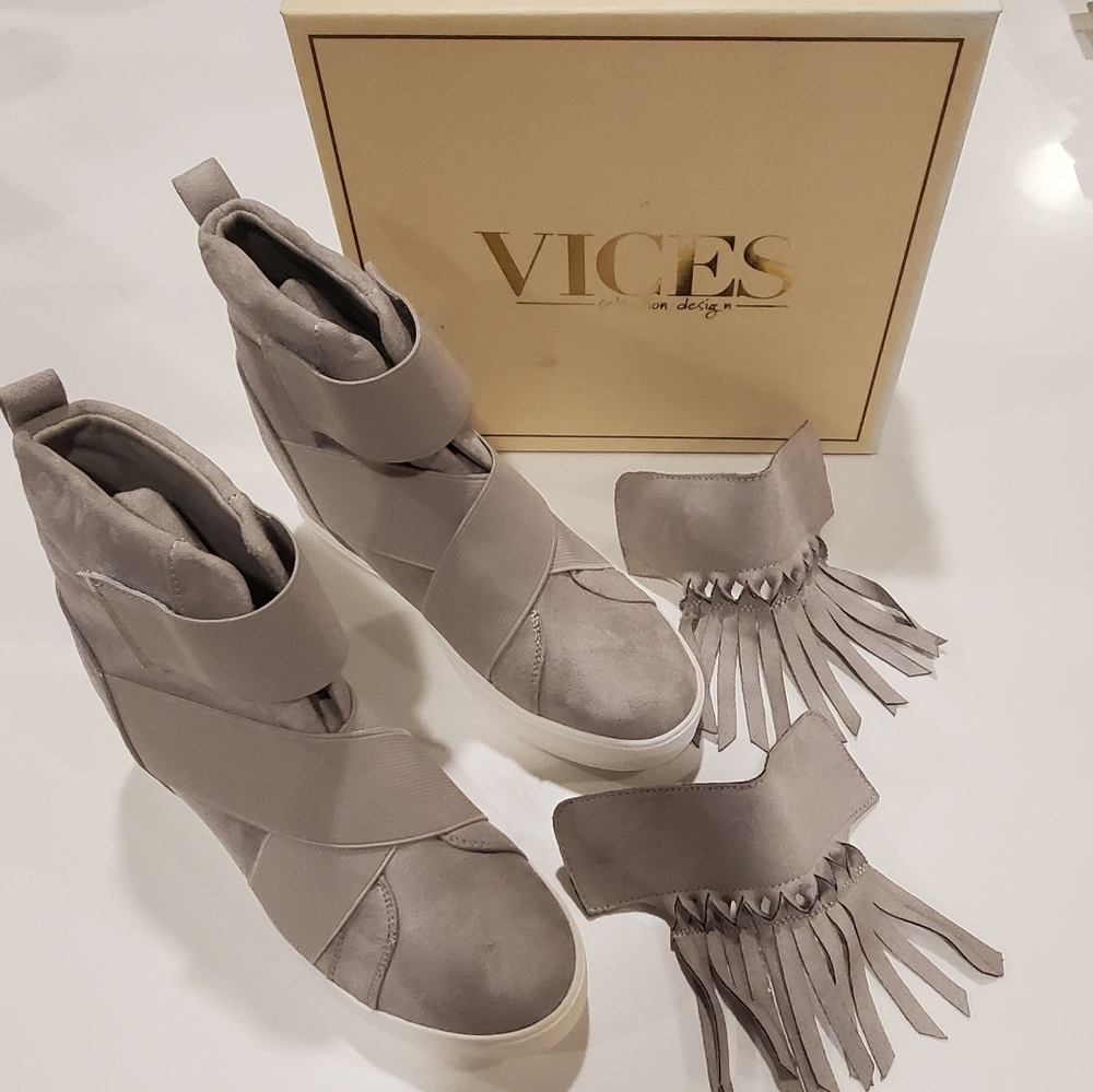 Vices Grey boot style 1246-5 Size 37 Size 7 in US